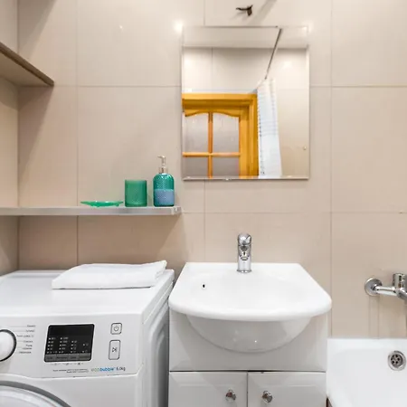 Nowolipie 26 By Homeprime * Varşova